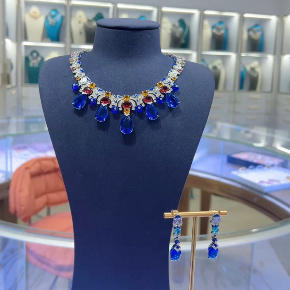 Set Perhiasan Pesta Zamrud, An - Vintage Collectible Jewelry ulasan dan harga