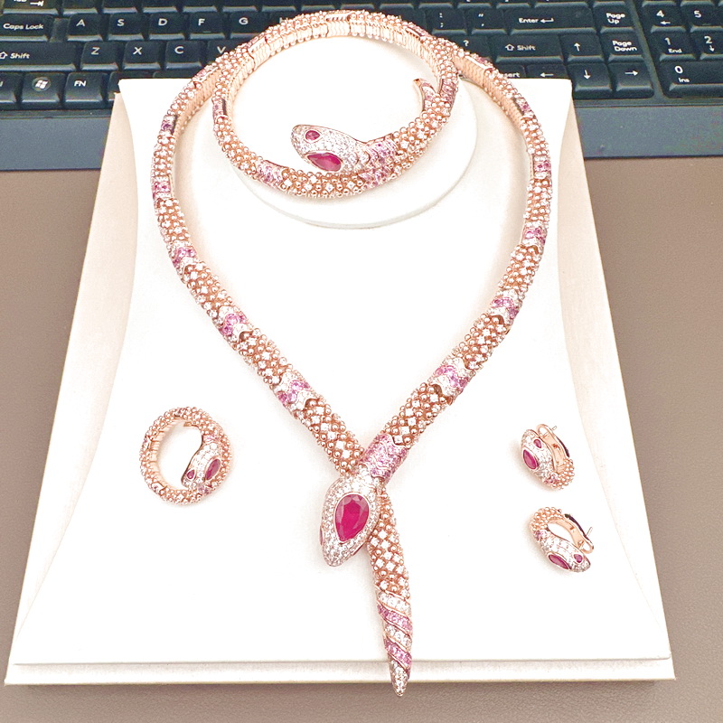 Koleksi Desainer Kalung Gelang - Vintage Collectible Jewelry ulasan dan harga